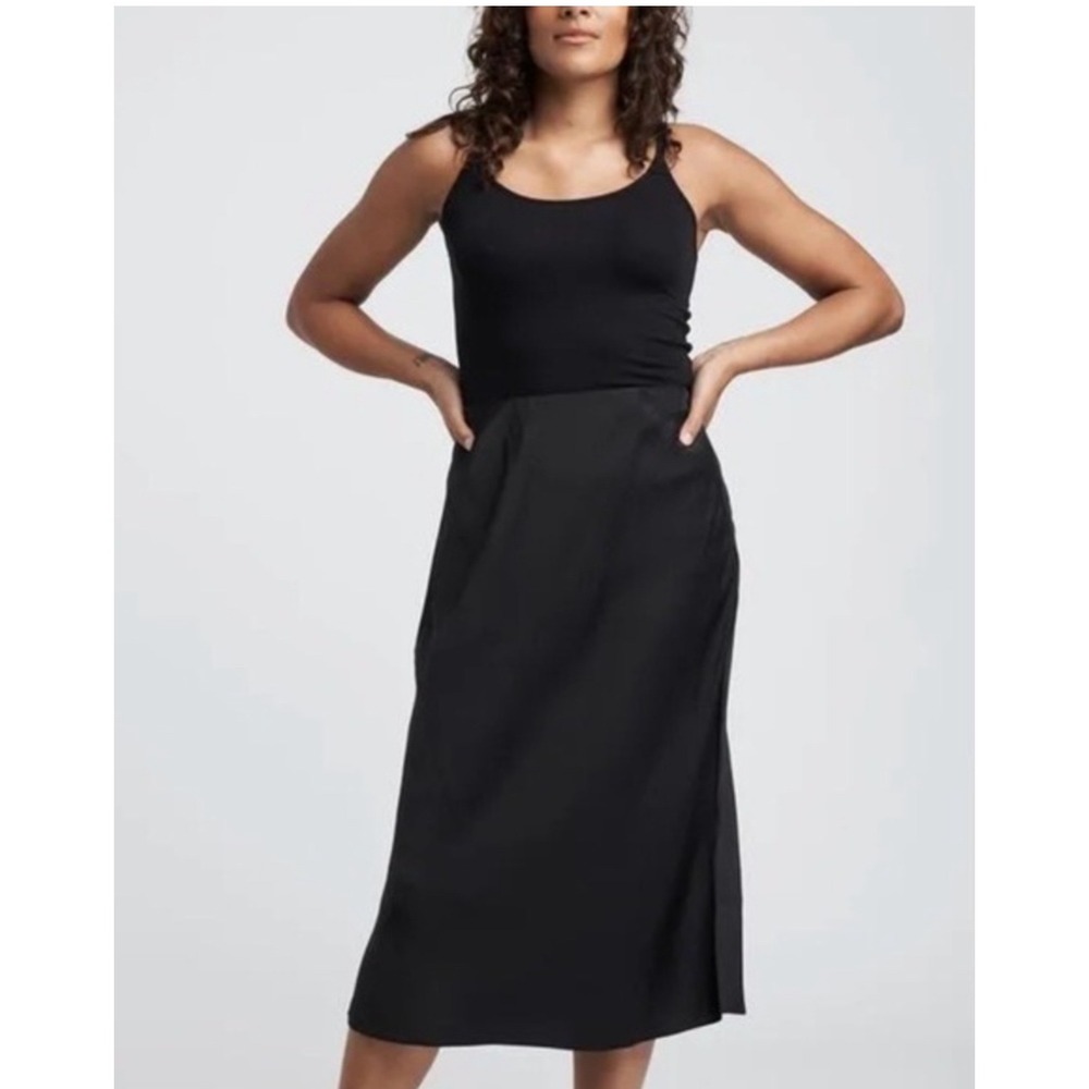 Universal Standard Diane Satin Bias Skirt Black Size 4XS (0)